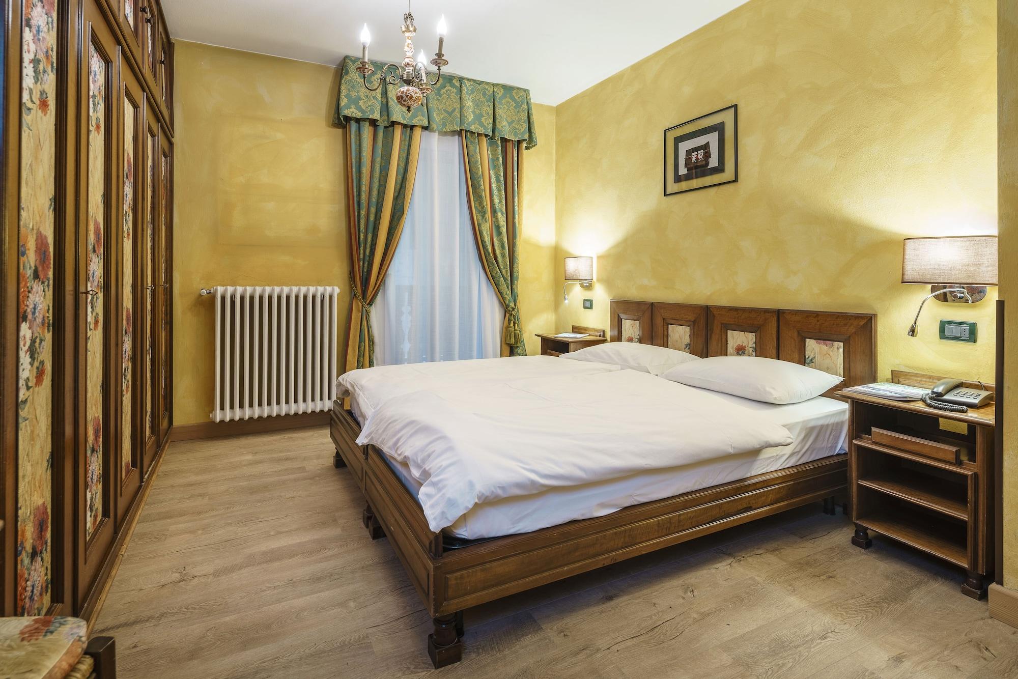 Hotel Olimpia Cortina dʼAmpezzo Zewnętrze zdjęcie