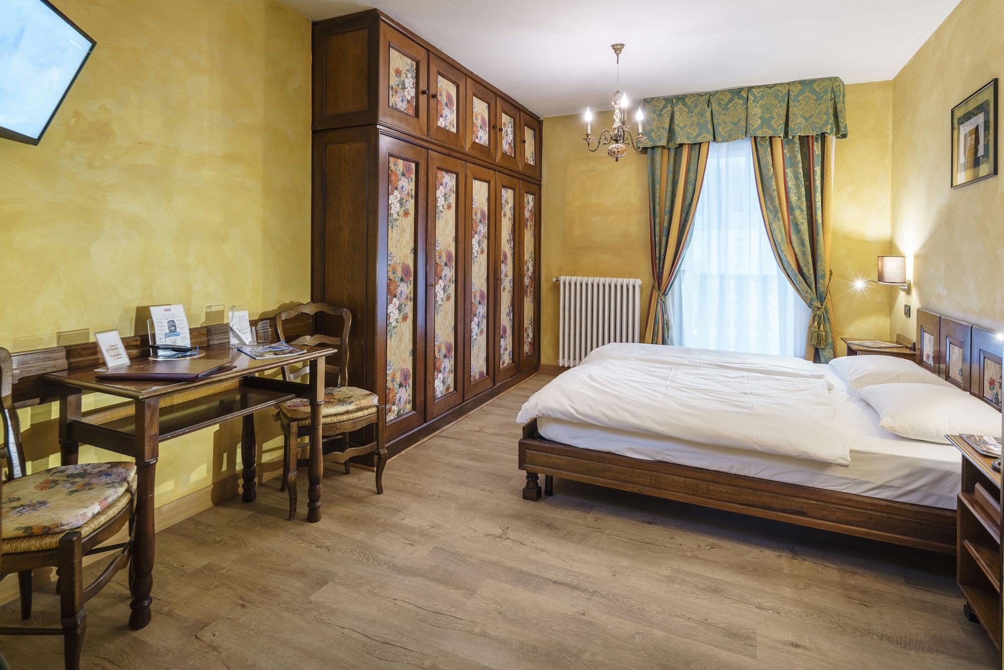 Hotel Olimpia Cortina dʼAmpezzo Zewnętrze zdjęcie