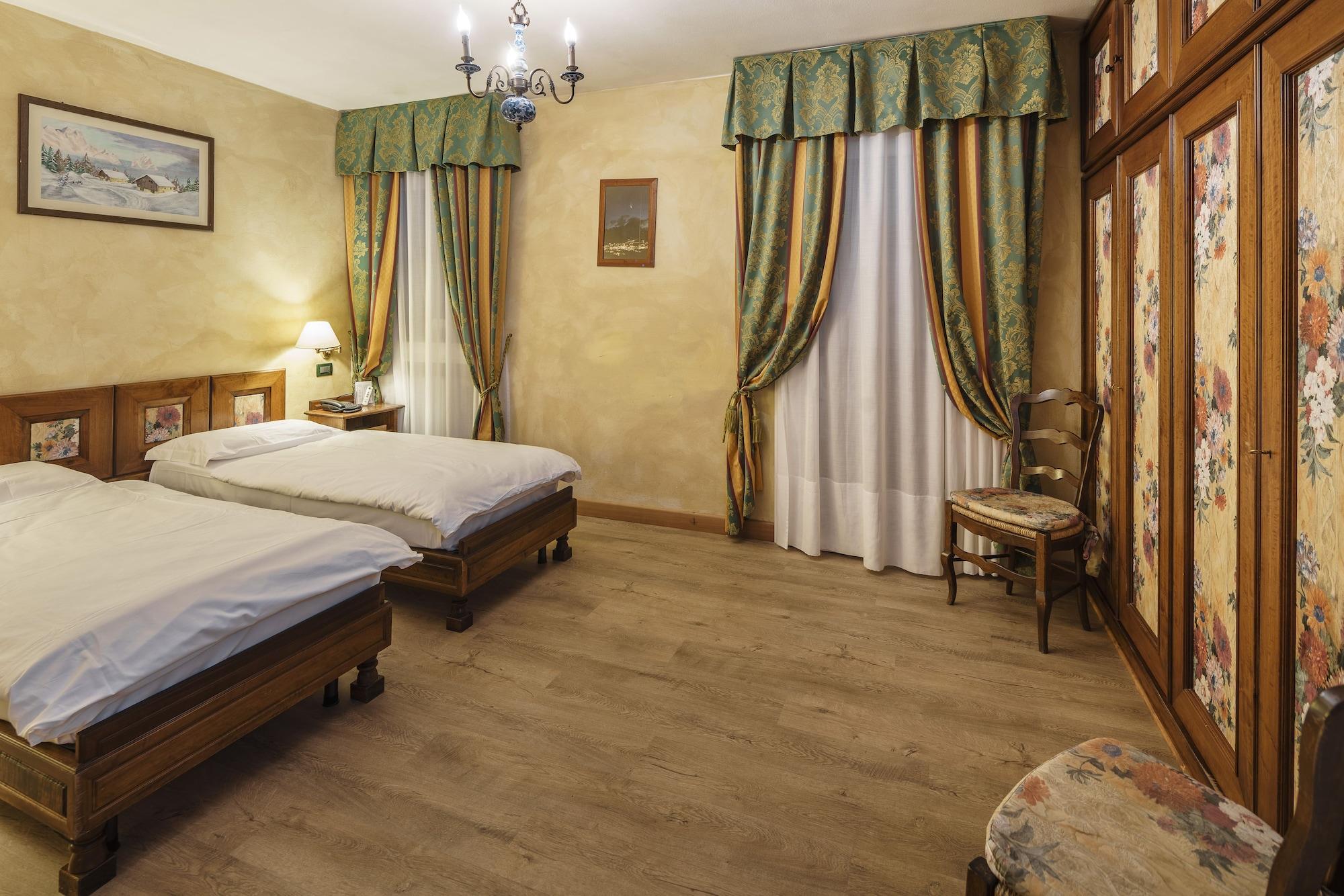 Hotel Olimpia Cortina dʼAmpezzo Zewnętrze zdjęcie