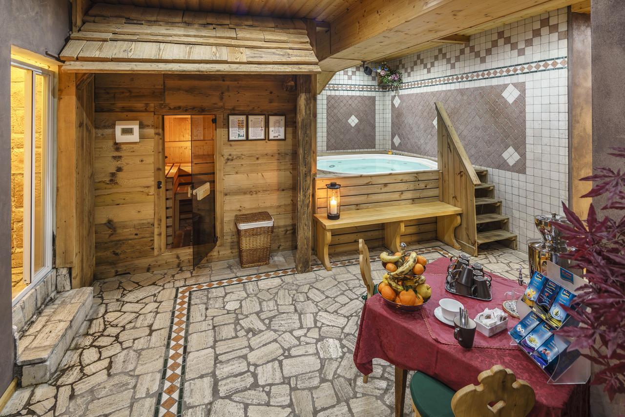 Hotel Olimpia Cortina dʼAmpezzo Zewnętrze zdjęcie